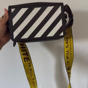 OFF-WHITE Binder Clip Bag SS22